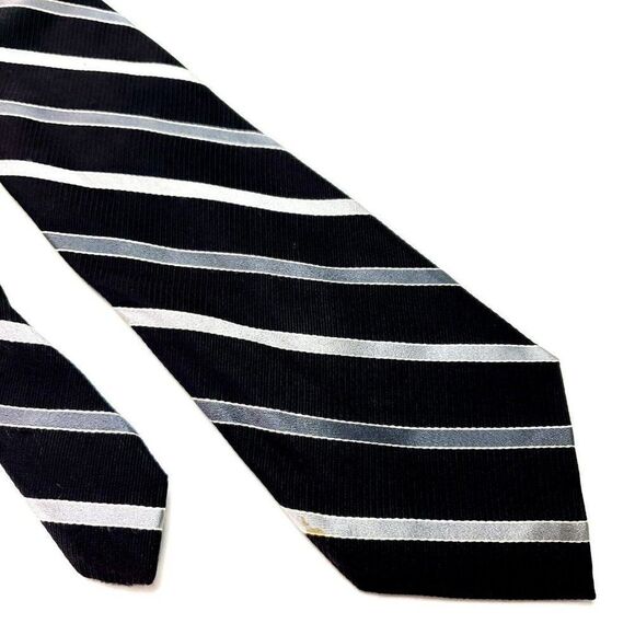 Nautica Silk Tie Black Gray Woven Striped‎ - Picture 1 of 7